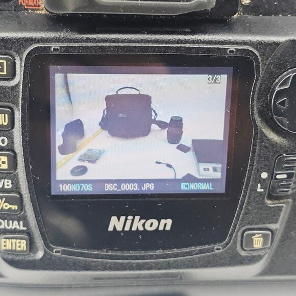 Nikon D70S 6.1MP Digital SLR Camera Kit 18-70mm Nikkor 4-5.6/70-300 TESTED - Picture 8 of 16